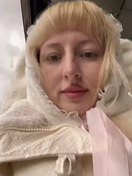 RonnieKiss online show from 6, 10, 2025