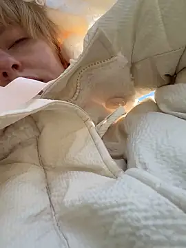 RonnieKiss online show from 1, 10, 2025