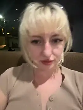 RonnieKiss online show from 21, 2, 2026