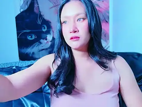 Snapshot of Lalacream12 chatting on 17, 10, 2025 Lalacream12 online show from 17, 10, 2025