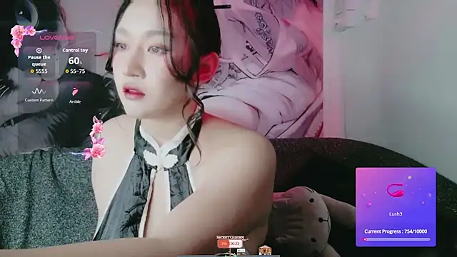 Snapshot of Lalacream12 chatting on 6, 11, 2025 Lalacream12 online show from 6, 11, 2025