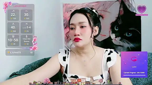 Snapshot of Lalacream12 chatting on 27, 10, 2025 Lalacream12 online show from 27, 10, 2025