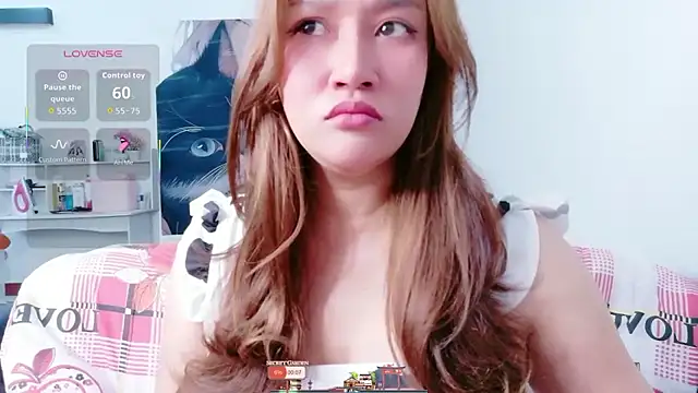 Snapshot of Lalacream12 chatting on 2, 2, 2026 Lalacream12 online show from 2, 2, 2026