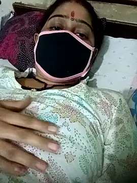 Cute-Charvii online show from 30, 10, 2025