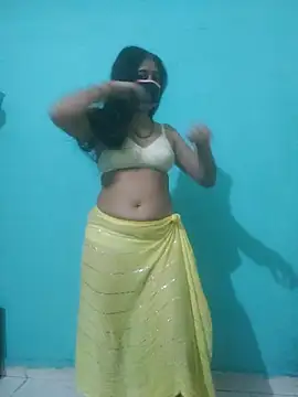 Cute-Charvii online show from 4, 11, 2025