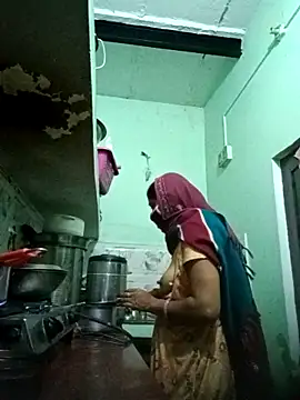 Cute-Charvii online show from 16, 2, 2026