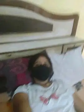 Cute-Charvii online show from 21, 9, 2025