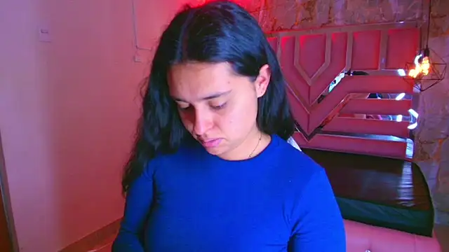 lorem adams online show from 19, 11, 2025