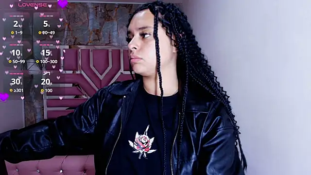 lorem adams online show from 14, 10, 2025