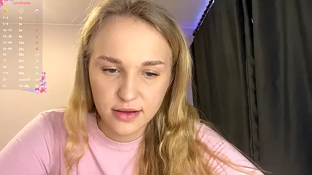 TanekaBoitel online show from 12, 10, 2025