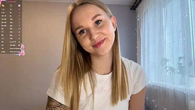 TanekaBoitel online show from 2, 12, 2025