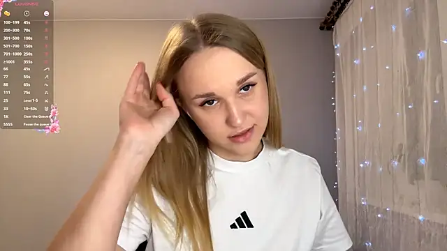 TanekaBoitel online show from 17, 12, 2025