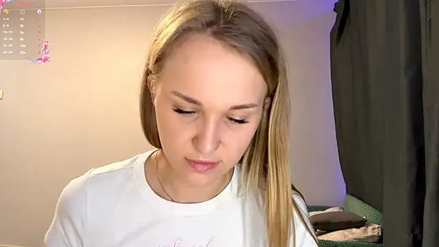 TanekaBoitel online show from 30, 10, 2025