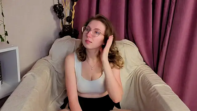 DaliaRadtke online show from 10, 11, 2025