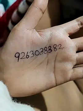 JassiKumari02 online show from 4, 11, 2025