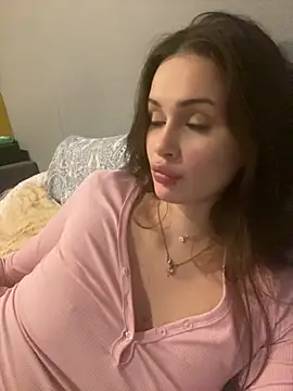 SoShyEmmyyy online show from 23, 9, 2025