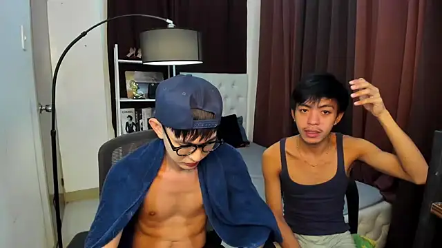 Snapshot of jayxxxlovescock chatting on 2, 10, 2025 jayxxxlovescock online show from 2, 10, 2025