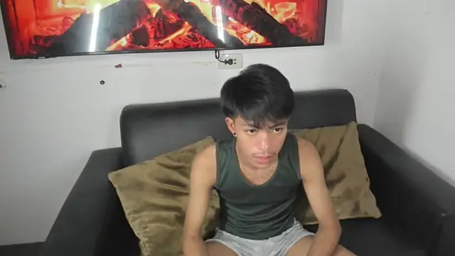 Snapshot of jayxxxlovescock chatting on 25, 10, 2025 jayxxxlovescock online show from 25, 10, 2025