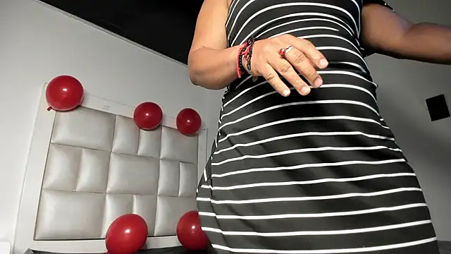 Snapshot of peyton__wat chatting on 24, 3, 2026 peyton wat online show from 24, 3, 2026