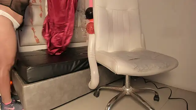 peyton  wat online show from 30, 10, 2025