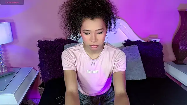  IsabellaRousse online show from 18, 11, 2025