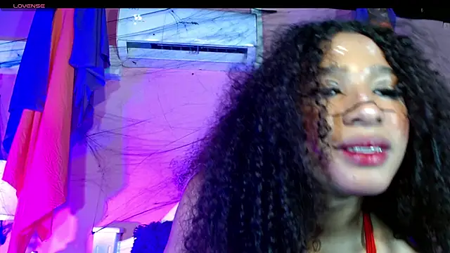  IsabellaRousse online show from 24, 10, 2025