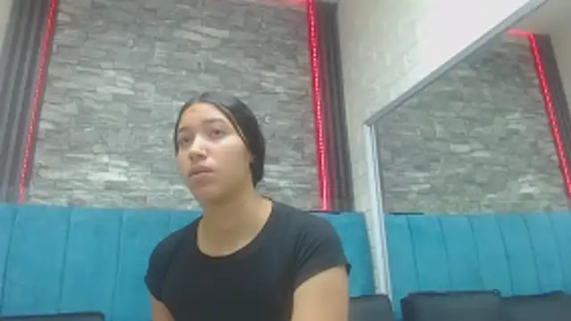 Lil Rose2006 online show from 28, 10, 2025