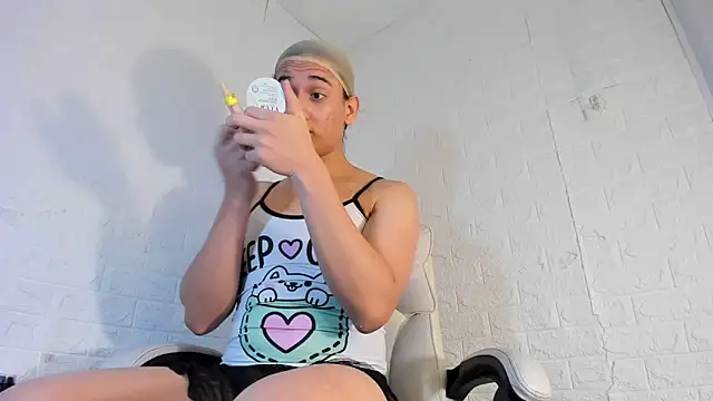 Marian Cristal online show from 5, 12, 2025