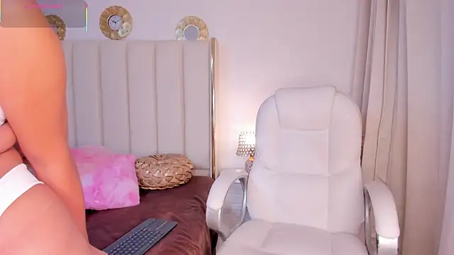 JadeBennett  online show from 29, 9, 2025