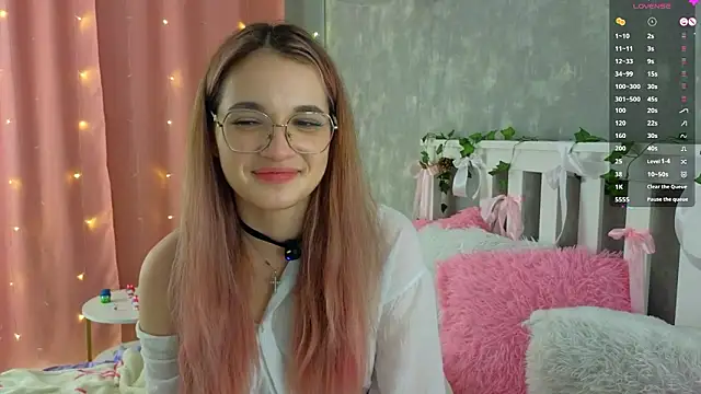 vivyboo111 online show from 24, 3, 2026