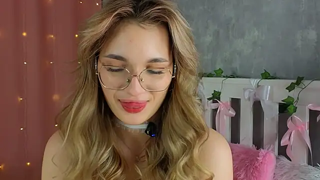 Snapshot of vivyboo111 chatting on 18, 2, 2026 vivyboo111 online show from 18, 2, 2026