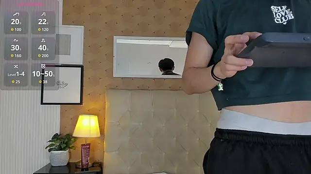 liam twiink online show from 18, 11, 2025