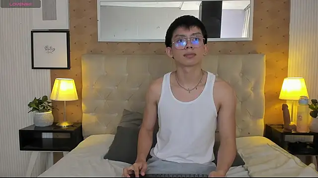 liam twiink online show from 17, 10, 2025