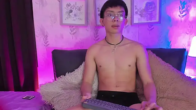 liam twiink online show from 24, 9, 2025