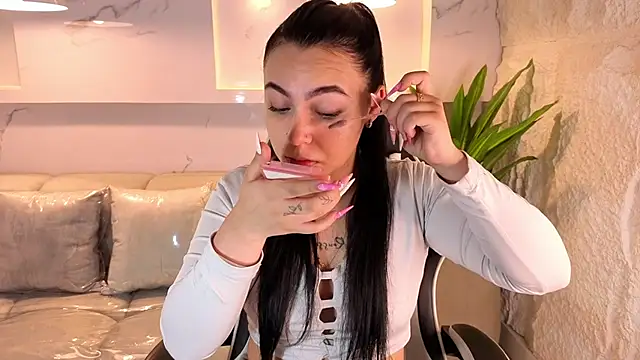 scarlett smith tp online show from 21, 12, 2025