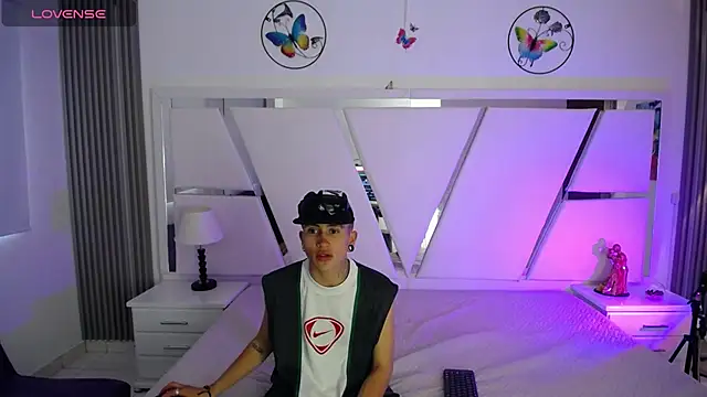 oblivionlove online show from 4, 2, 2026