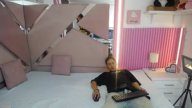 oblivionlove online show from 24, 3, 2026