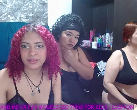 LITTLEKITTY19 online show from 19, 5, 2026