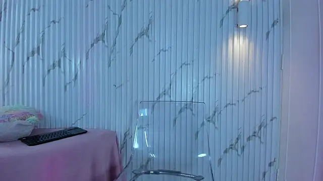 Missdionne curly online show from 12, 11, 2025