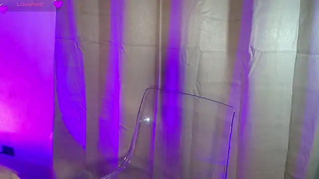 Snapshot of Missdionne_curly chatting on 13, 2, 2026 Missdionne curly online show from 13, 2, 2026