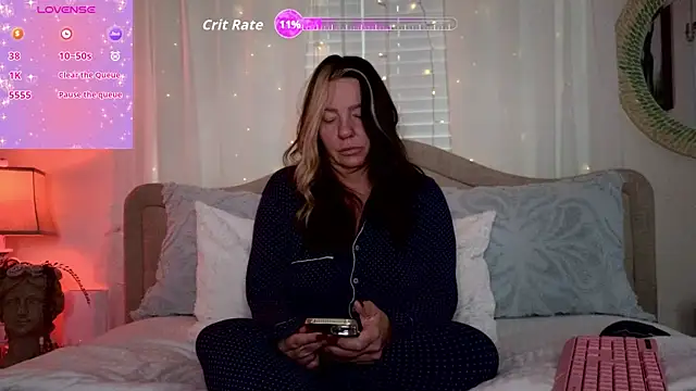 STIFFLERSMOMM online show from 9, 1, 2026