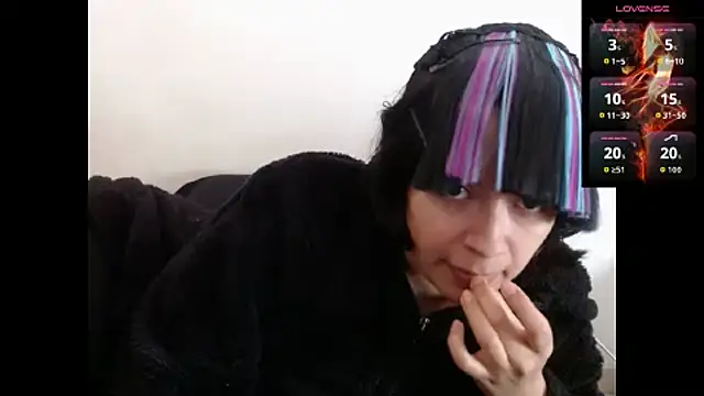 Acelinrose online show from 8, 10, 2025