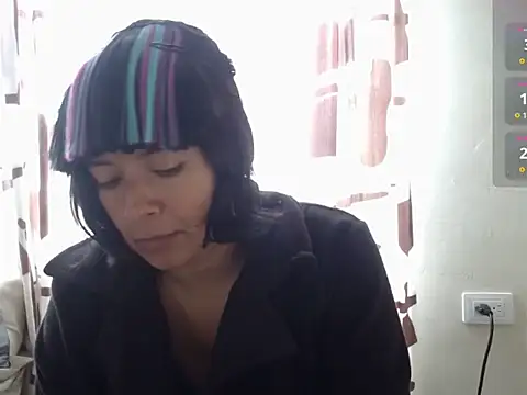 Acelinrose online show from 8, 4, 2026