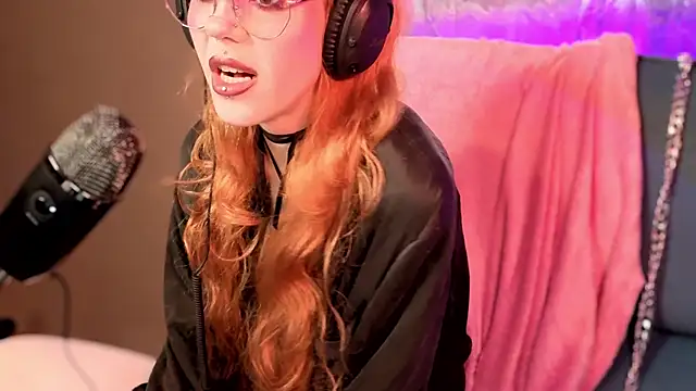 tacodeluxxxe online show from 12, 3, 2026