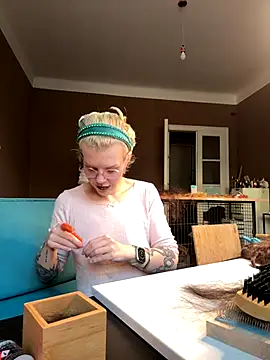 tacodeluxxxe online show from 15, 10, 2025