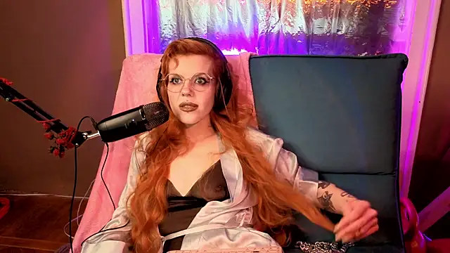 tacodeluxxxe online show from 6, 3, 2026