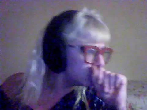 BlondieTami online show from 20, 9, 2025