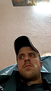 Snapshot of Adidas7217 chatting on 30, 9, 2025 Adidas7217 online show from 30, 9, 2025