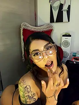 ValeNiitaLuv online show from 17, 10, 2025