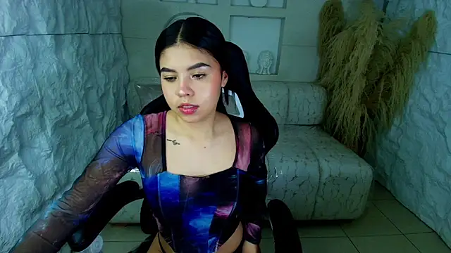 ambarina r online show from 7, 10, 2025